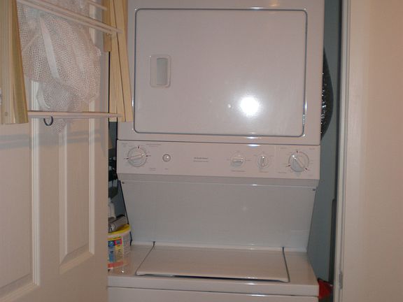 2nd image of 1201 N Garfield St APT 219