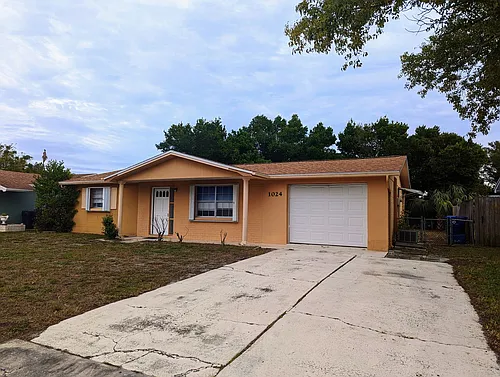 1024 Hilton Ln Photo 1