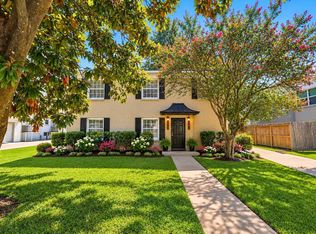 4505 Larch Ln #A, Bellaire, TX 77401