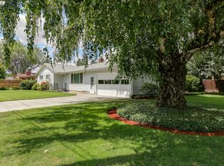 889 Fremont Ave, Eugene, OR