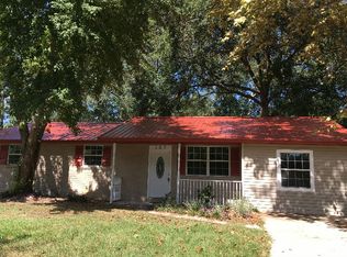 107 SW Petunia Pl, Lake City, FL 32025