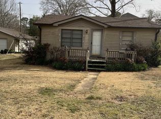 10062 1st St, Plainview, AR 72857