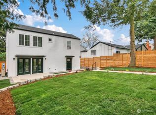 305 NE 115th St, Seattle, WA