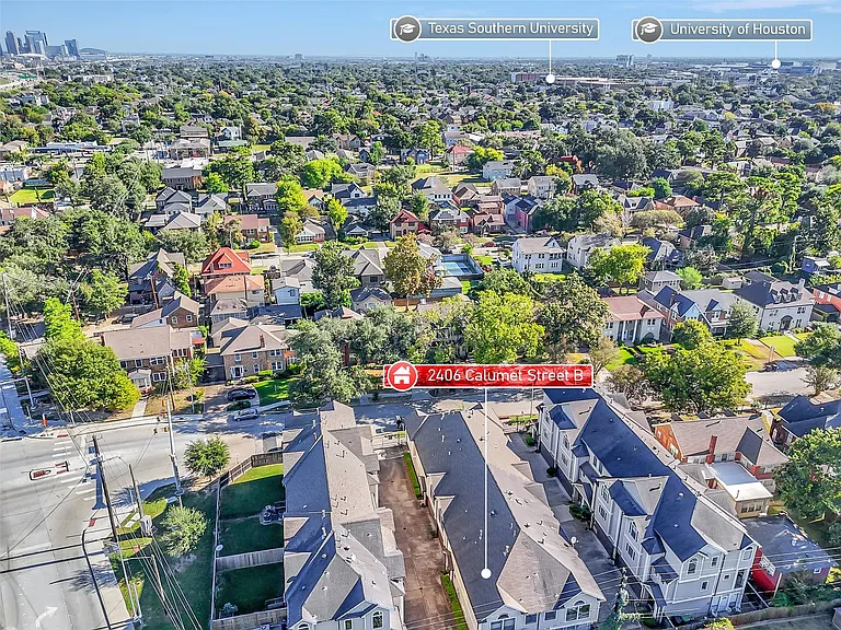 2406 Calumet St — Photo 33
