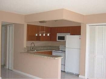 3rd image of 4050 NE 13th Ave