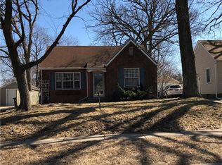 2613 33rd St, Des Moines, IA 50310