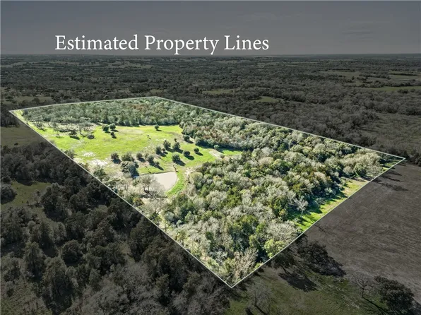 8290 Richardson Ln, Brenham, TX 77833