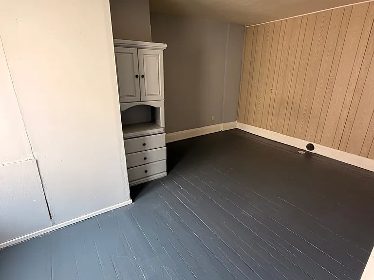 402 N Birney St #3 — Photo 3