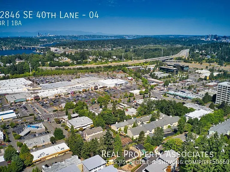 12846 SE 40th Ln #4 — Photo 11