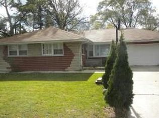 1335 Liberty St, Aurora, IL 60505