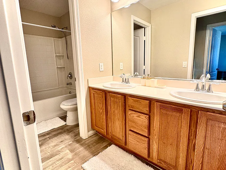 9049 Boston Springs Ave #3 — Photo 12