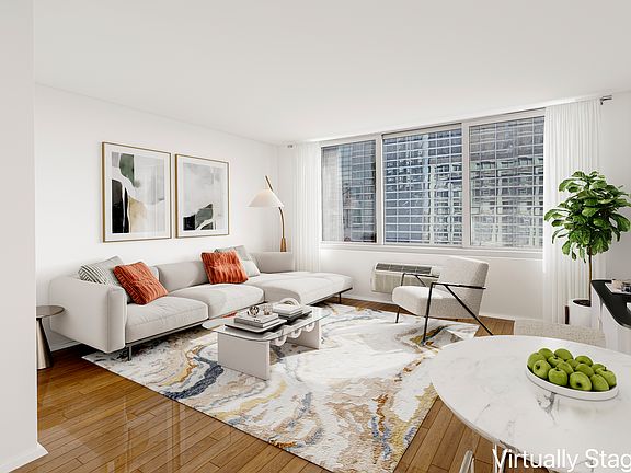 3rd image of 333 E 45th St APT 28B