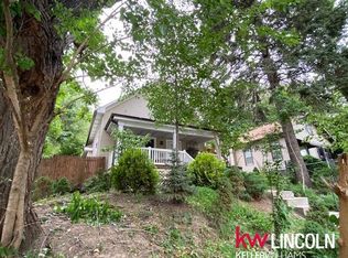 3018 Charles St, Omaha, NE 68131