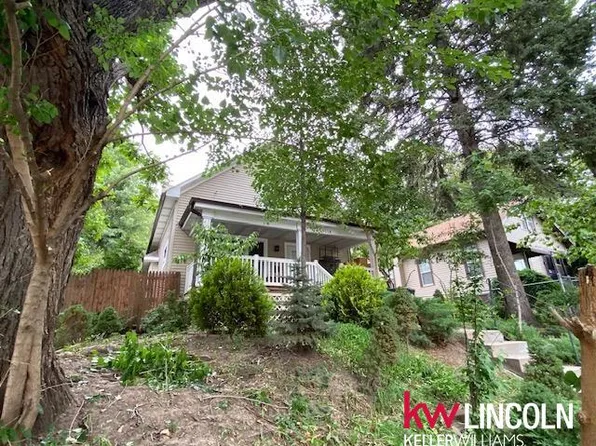 3018 Charles St, Omaha, NE 68131