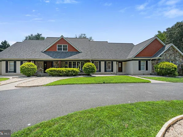 50 Elizabeth Ave, Dover, DE 19901