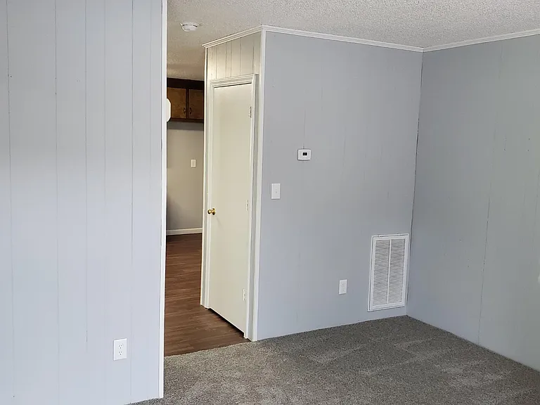 115 Edgewood Dr — Photo 7
