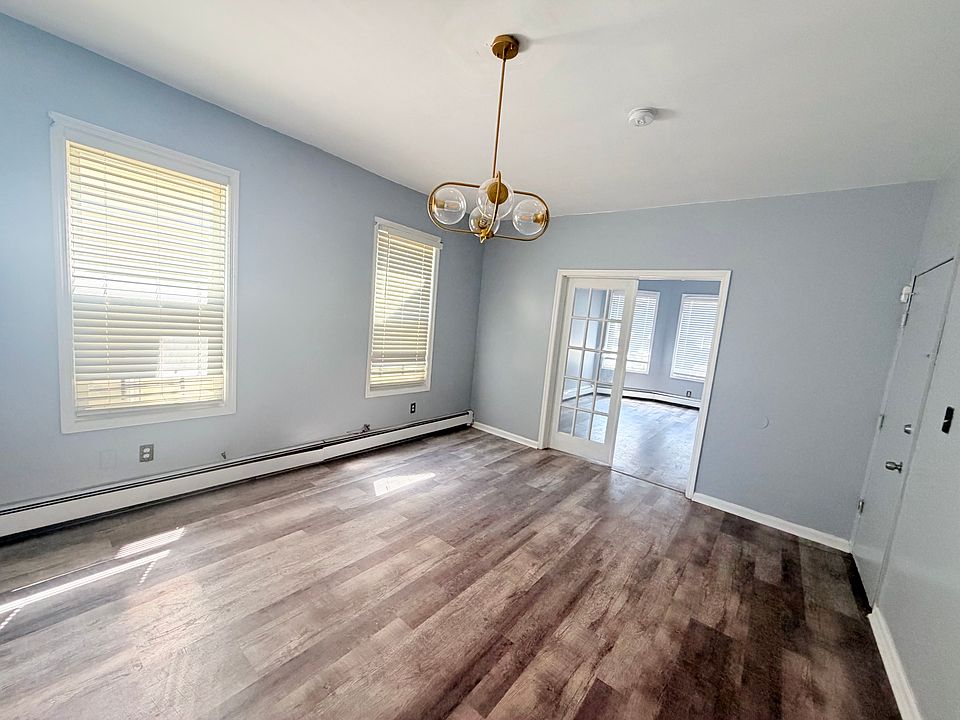 Large sunny living room