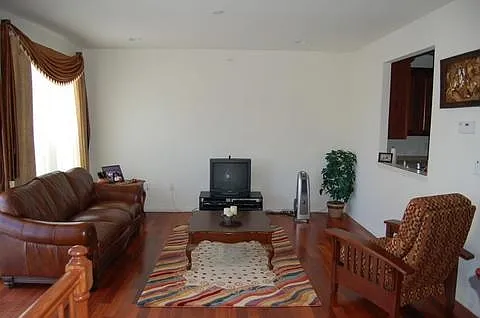 5 Carpenter Ct — Photo 5