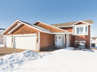 5647 Loon Dr, Big Lake, MN 55309