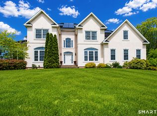 66 Wood Chase Ln, North Branford, CT 06471