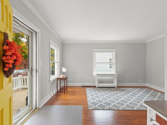 4th image of 1009 E Norwood Ave