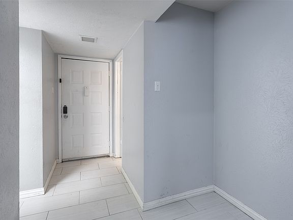 4th image of 4503 N Oconnor Rd #1113