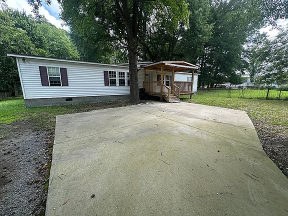 3rd image of 111 Kay Ln Lot 1