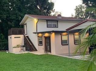 15020 Lake Magdalene Blvd #A, Tampa, FL 33618