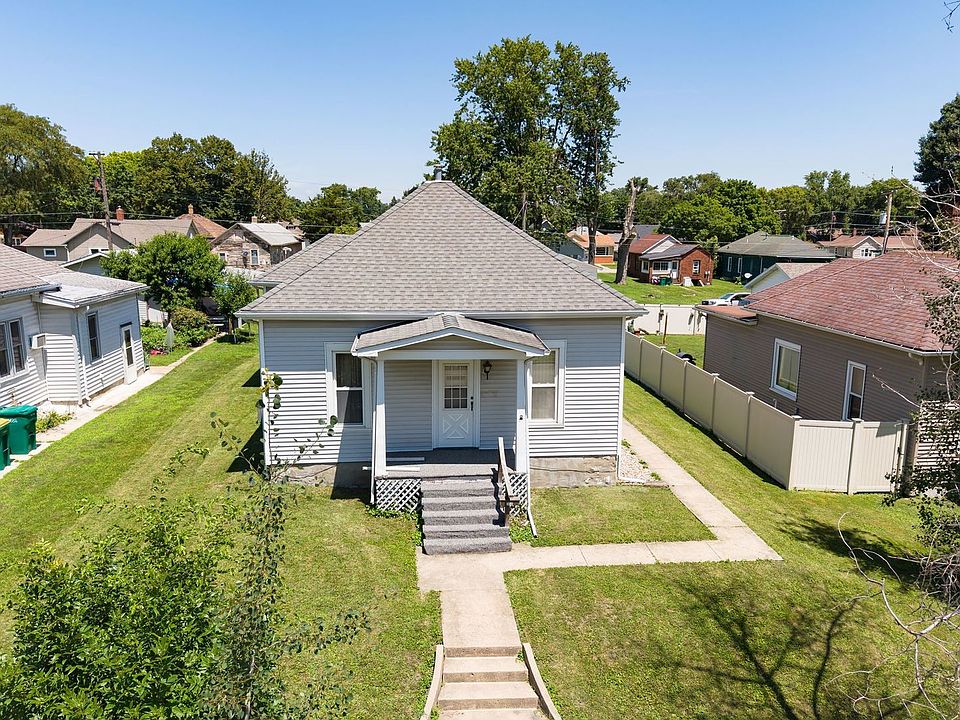 1st image of 308 W Lincoln Ave
