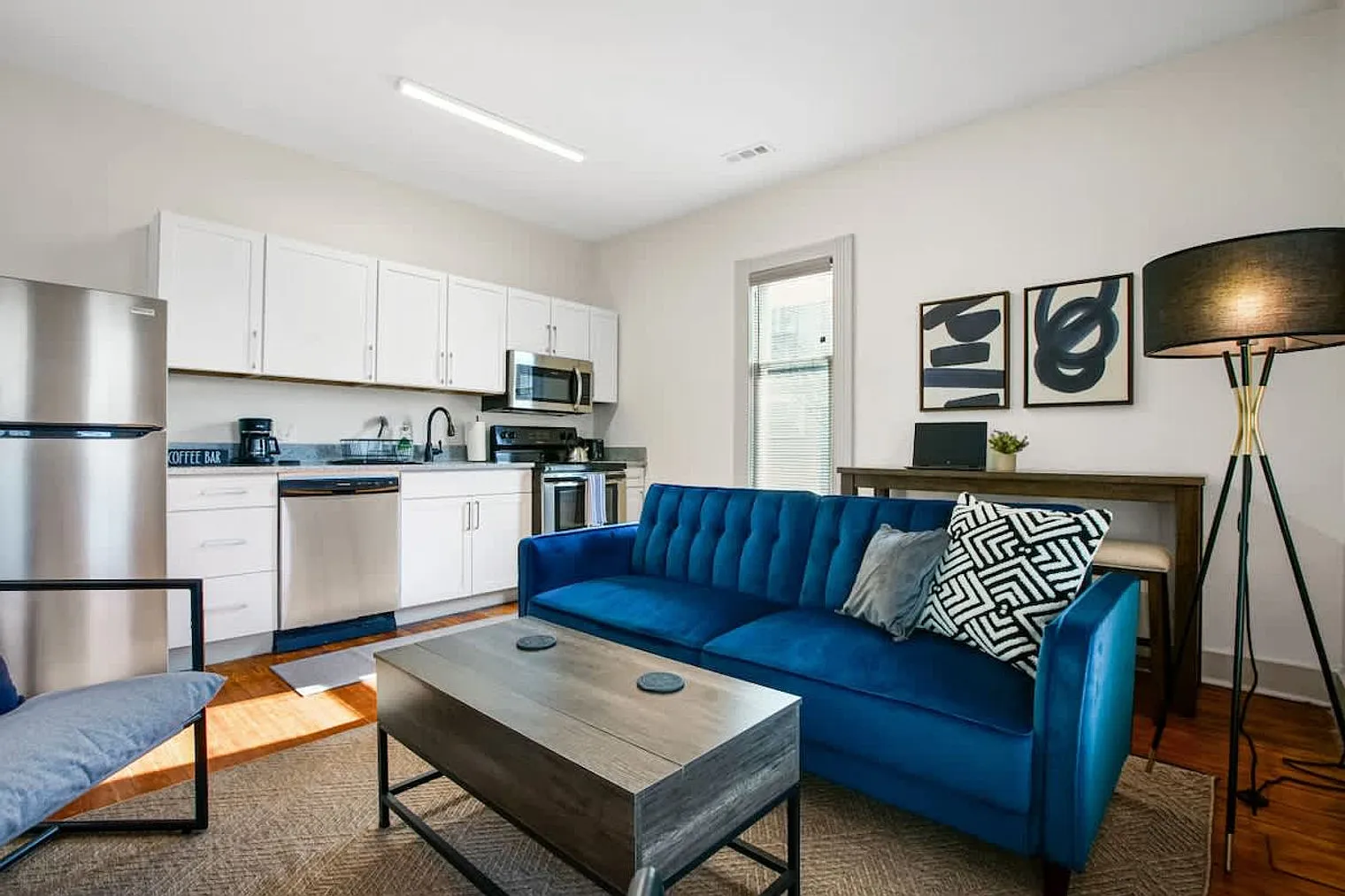 1 bed, 1.0 bath, 699 sqft, $1,752 — Photo 4