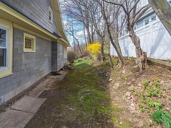 5th image of 200 Husted Avenue