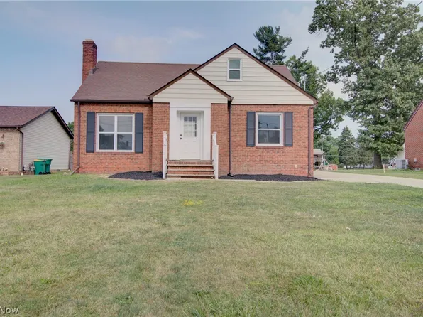 6969 Broadview Rd, Seven Hills, OH 44131
