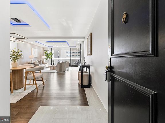 4th image of 6101 Edsall Rd APT 1107