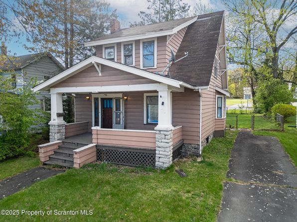243 N Main St, Archbald, PA 18403