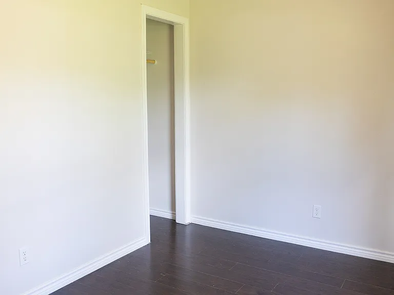 4210 W Sutton Dr — Photo 11