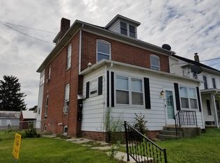 204 Linden Ave FLOOR 2, Hanover, PA 17331