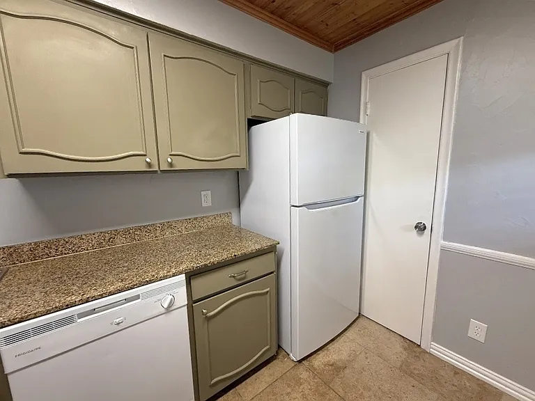 7832 Royal Ln #201 — Photo 8