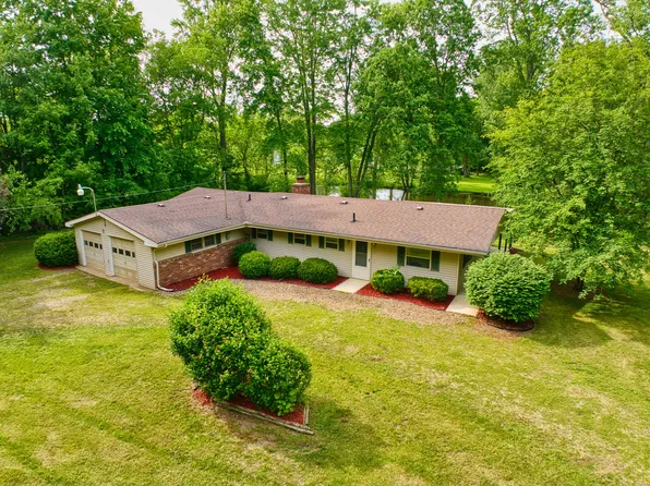 7 Palmer Dr, Union City, MI 49094