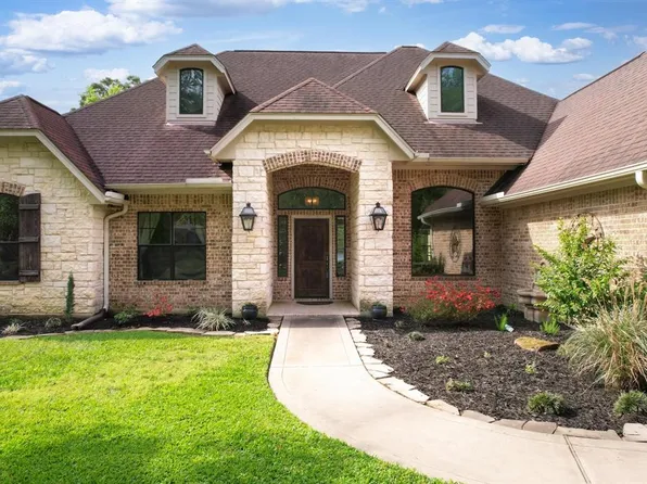 2414 Pebblebrook Circle, Conroe, TX 77384