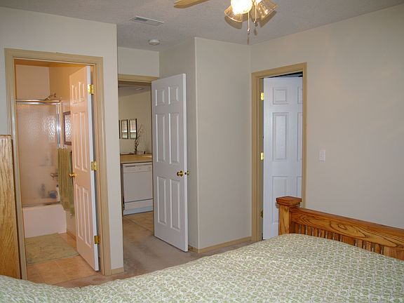 Master suite