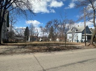 713 Russell Ave N, Minneapolis, MN 55411