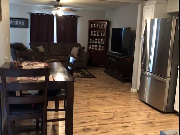 4th image of 2806 Franklin Ave