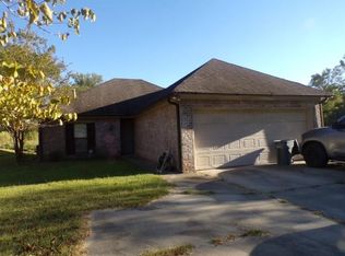 4710 Gibson Rd, Vicksburg, MS 39180