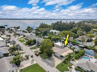 905 W 25th Ave, Palmetto, FL 34221