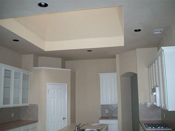 2nd image of 3404 Melvin Dr