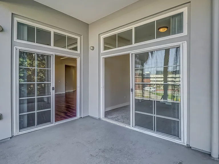 Axis 2300 Apartments — Photo 36