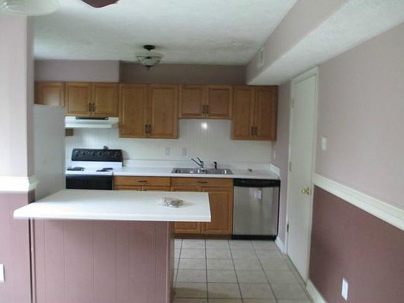 4th image of 1606 London Company Way