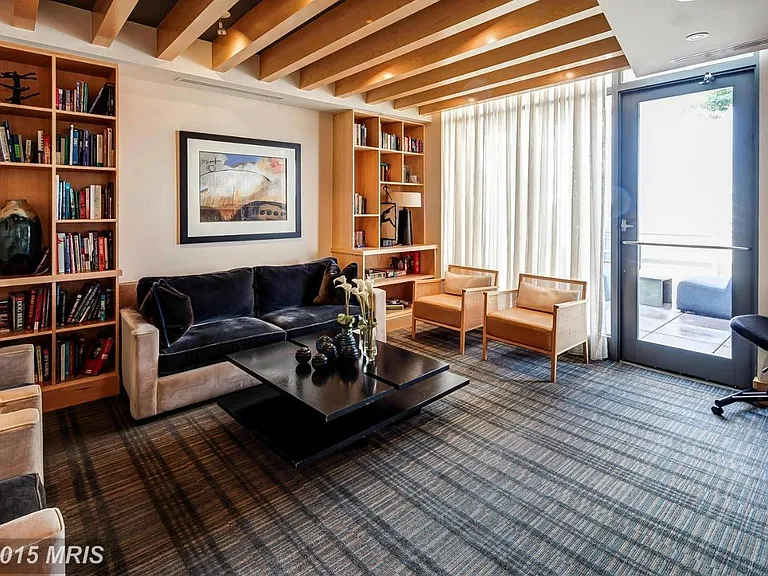 475 K St NW #1018 — Photo 21