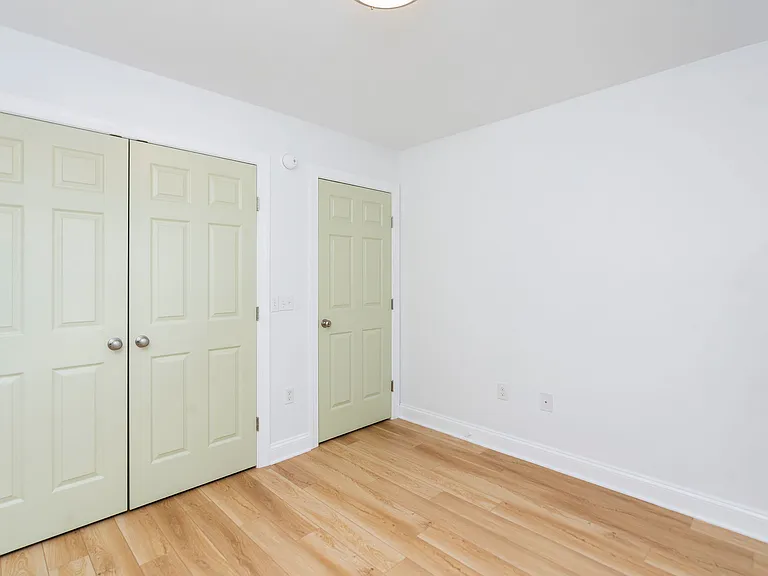 562 N Bayard Ave — Photo 36