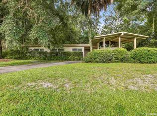 925 NW 40th Ter, Gainesville, FL 32605